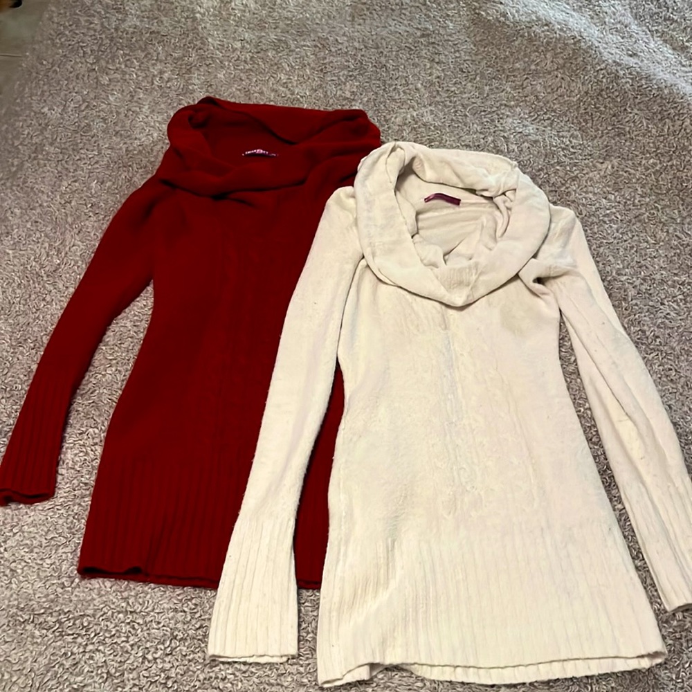2 Smart Set Sweater Dresses